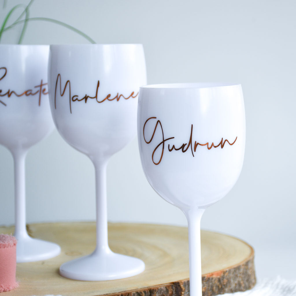 personalisiertes Weinglas zum JGA | Weingläser mit Namen