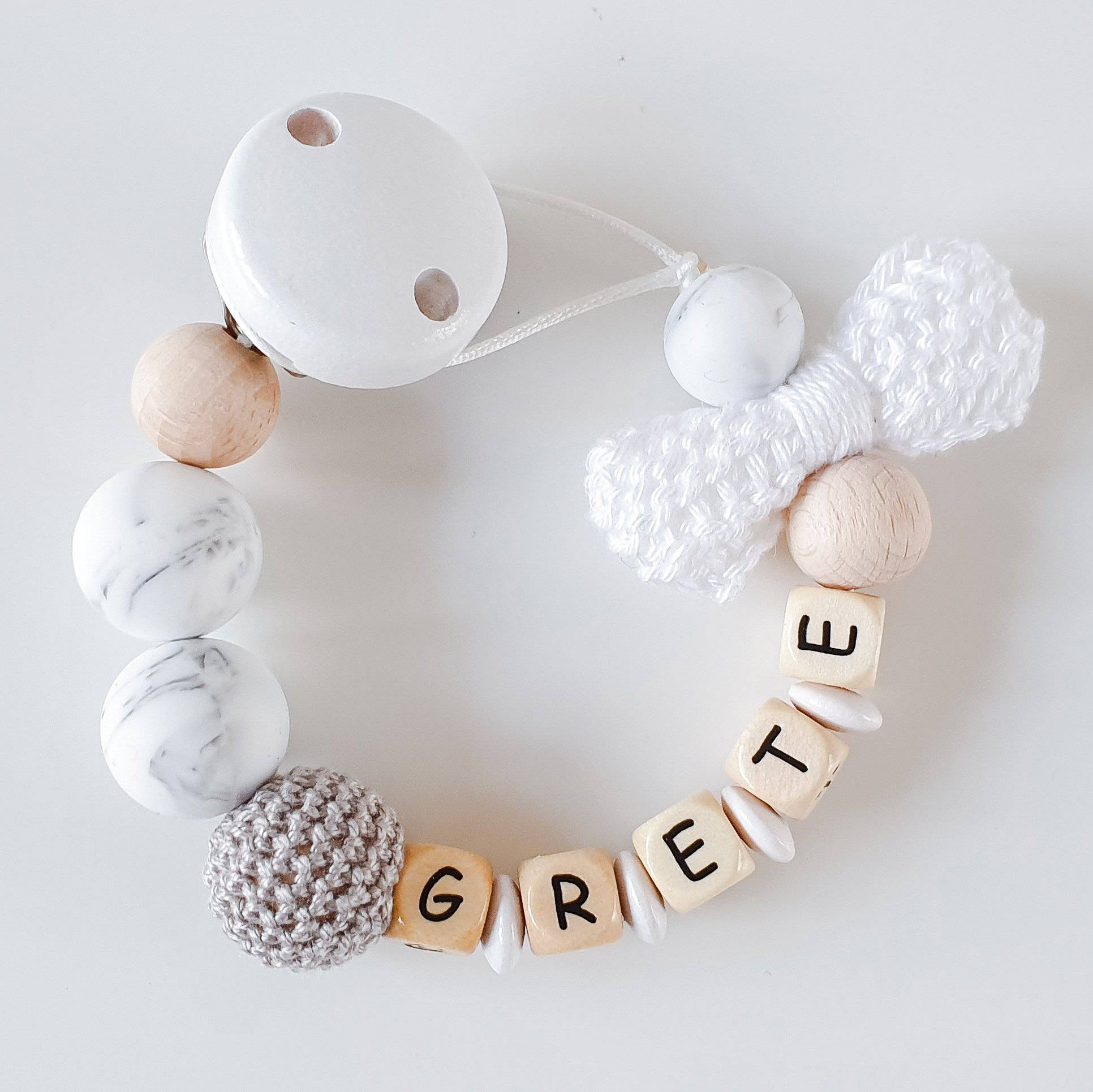 Schnullerkette mit Namen - kleine Häkelschleife in Marmor - KleinKinderKram Baby Online Shop