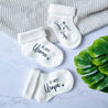 Baby-Socken Geschenk für Uroma & Uropa | Schwangerschaftsverkündung - KleinKinderKram Baby Online Shop