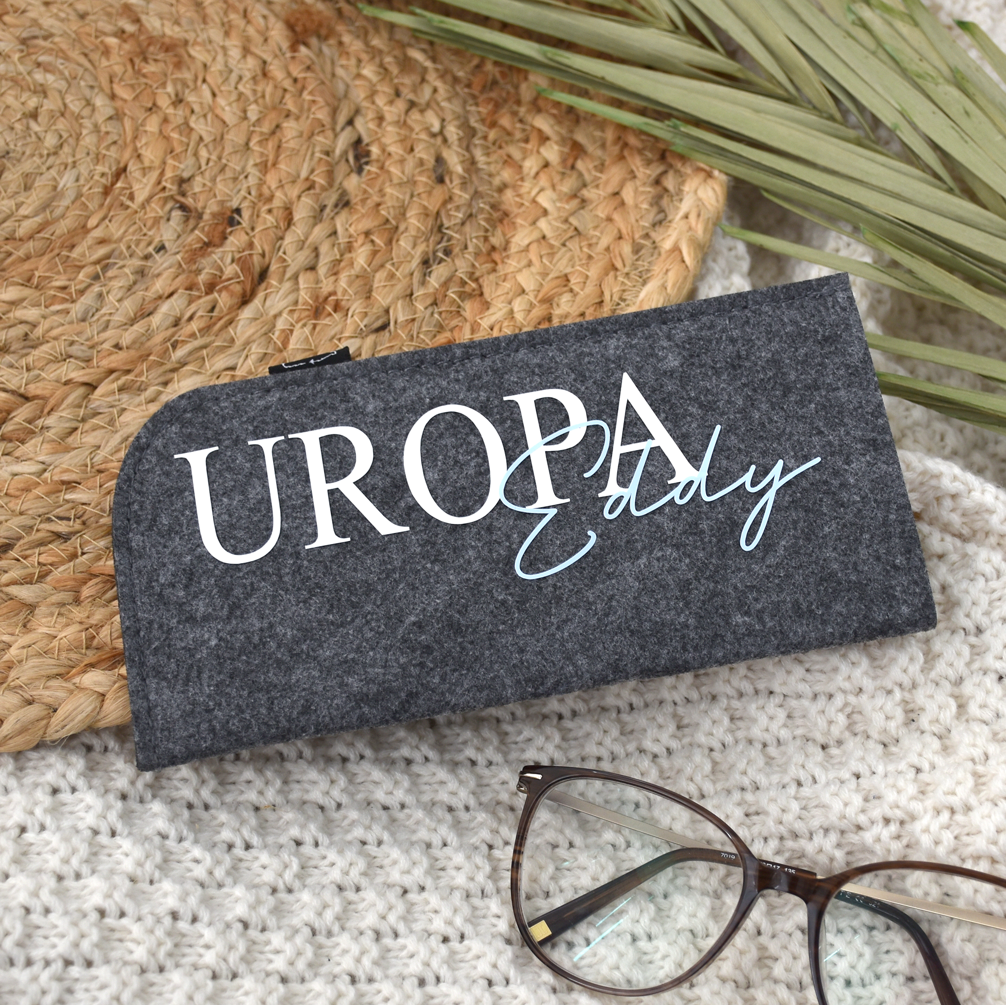 Brillenetui Uropa mit Namen  personalisierte Brillentasche aus