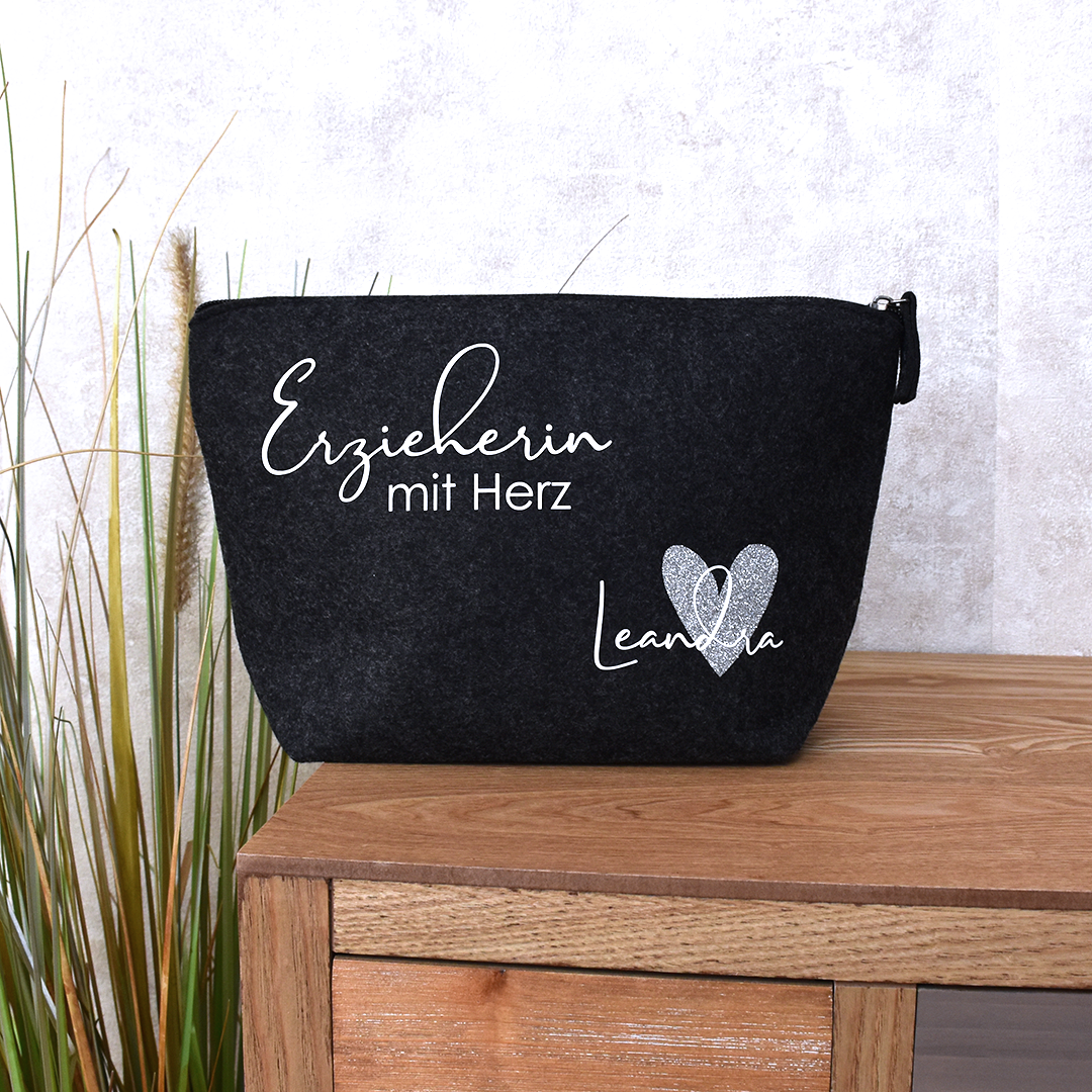 personalisierte Tasche aus Filz | Erzieherin mit Herz und Namen | Glitzer - KleinKinderKram 