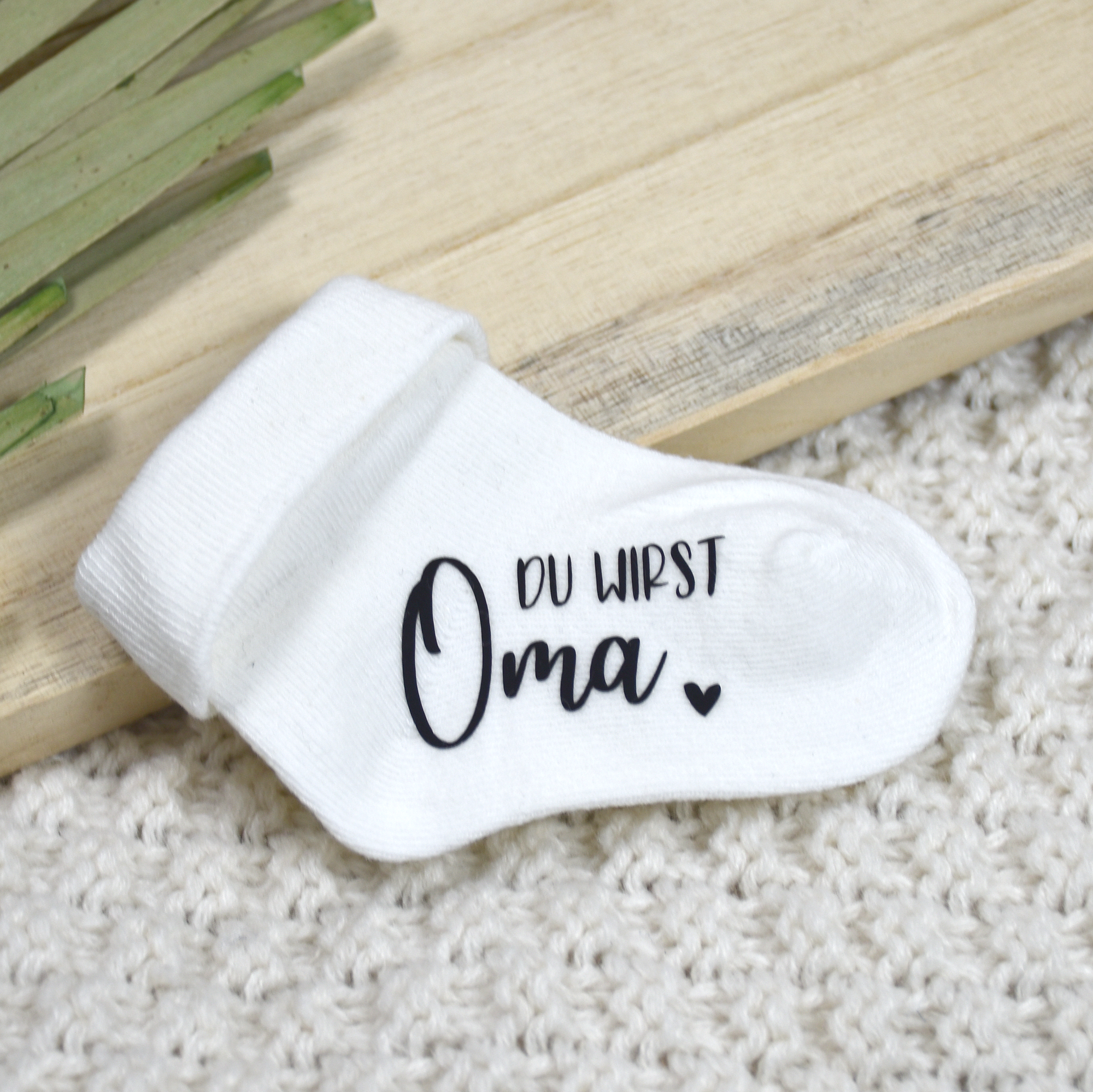 Baby-Socken Geschenk für Oma & Opa | Schwangerschaftsverkündung - BeBonnie